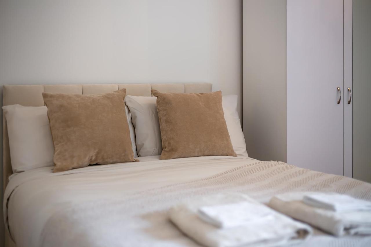 Aryas Apartments London Эджвар Экстерьер фото